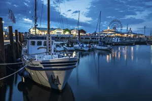 Images Dated 4th October 2021: Evening mood in the Lister harbor, Sylt, Schleswig-Holstein, Germany
