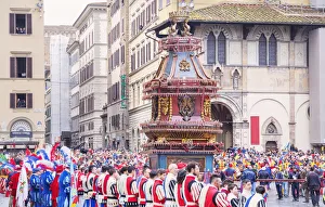 Images Dated 18th July 2018: Explosion of the Cart festival, Piazza del Duomo, Florence, Tuscany, Italy, Europe