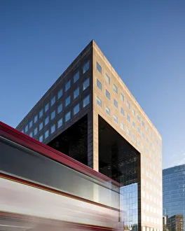 Motion Gallery: Exterior of One London Bridge, London, UK