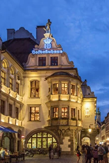 Exterior view of the historic Staatliches Hofbrauhaus beer hall, Munich, Bavaria, Germany