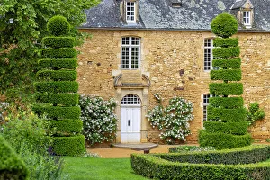 Hedge Prints: Eyrignac manor house facade & gardens, Dordogne, Nouvelle Aquitaine, France