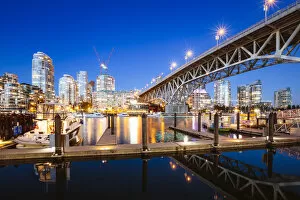 Images Dated 2nd October 2017: False Creek at sunset, Vancouver, British Columbia, Canada