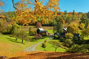 Images Dated 21st October 2022: Farmstead near Woodstock, Vermont, USA