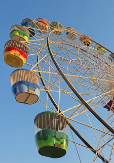 Images Dated 11th July 2013: Ferris wheel, Luna Park, Sydney, New South Wales, Australia