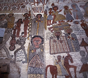 Tigre Prints: Fine murals decorate the interior of the rock-hewn