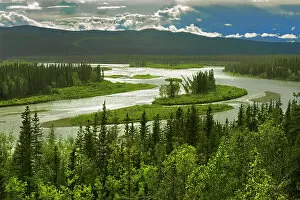 Northern Canada Collection: Five Fingers Rapids lookout on the Yukon River and the Dawson Range near Carmacks Yukon, Canada