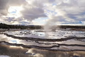 Images Dated 27th February 2019: Firehole Spring, Lower Geyser Basin, Yellowstone National Park, Wyoming, USA