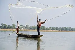 C Ulture Prints: Fisherman cast hand nets on the River Niger from shallow-draught boats