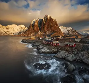 Western Prints: Fishermens cabins (rorbuer) of Hamnoy along the coast in the Lofoten islands, Norway