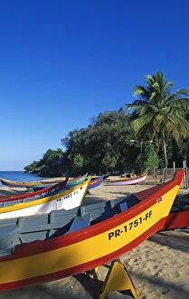 Images Dated 2nd September 2011: Fishing boats on Crash Boat Beach, Aguadilla, Puerto Rico, Caribbean