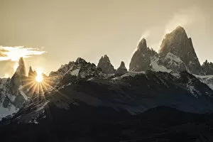 Andes Collection: Fitz Roy range peaks at sunset. El Chalten, Santa Cruz province, Argentina