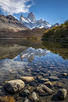 Andes Collection: Fitz Roy reflecting in Laguna Capri in autumn, Los Glaciares National Park, El Chalten