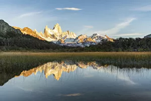 Patagonia Gallery: Fitz Roy reflection at dawn from Mirador Fitz Roy. El Chalten, Santa Cruz province