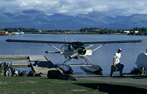 Air Craft Prints: Float planes on Lake Hood