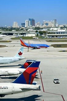 Images Dated 5th June 2015: Florida, Fort Lauderdale Airport, Runways, Fort Lauderdale Skyline