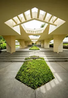 Images Dated 28th August 2018: Florida, Lakeland, Esplanandes, Walkways, Designed By Architect Frank Lloyd Wright