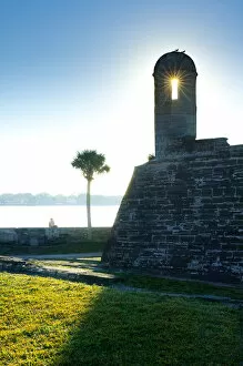Images Dated 30th January 2015: Florida, Saint Augustine, Sunrise, Castillo de San Marcos, Oldest Masonry Fort In