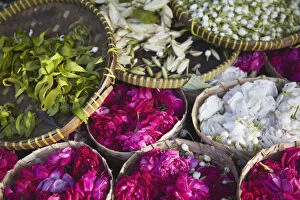 Images Dated 30th September 2011: Flowers prepared for offerings, Yogyakarta, Java, Indonesia