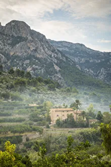 Fornalutx, Serra de Tramuntana, Mallorca (Majorca), Balearic Islands, Spain