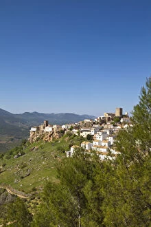 Walled Village Collection: Fortified hilltop village of Hornos, Hornos, Jaen Province, Andalusia, Spain
