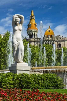 Images Dated 18th May 2015: Fountain in Plaza Catalunya with Casa Rocamora modernist building behind, Barcelona