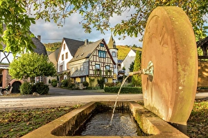 Krov Prints: Fountain in the village center of the wine town of Kroev on the Mosel
