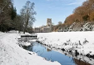 Images Dated 10th August 2011: Fountains Abbey, Yorkshire UK