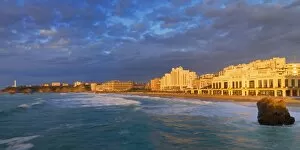 Images Dated 30th July 2012: France, Biarritz, Pyrenees-Atlantique, Panorama of Grand Plage at sunset