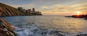 France, Brittany, Cotes d Armor, Cote d Emeraude (Emerald Coast), Plevenon, Fort La Latte, fortified castle on the Pointe de la Latte