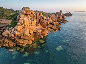 Cotes Darmor Prints: France, Brittany, Cotes d'Armor, Cote de Granit Rose