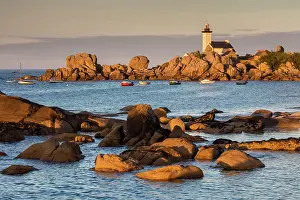 Finistere Prints: France, Brittany, Finistere, Pointe de Pontusval lighthouse