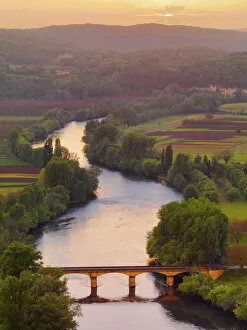 France, Dordogne, Aquitaine, Domme, Overview of river Dordogne and bridge
