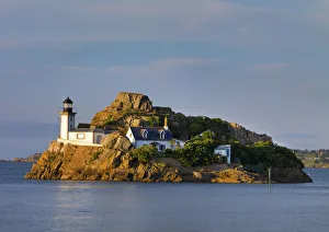 France, Finistere, Bay of Morlaix, Carantec, Louet island and lighthouse