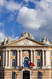 France, Midi-Pyrenees Region, Haute-Garonne Department, Toulouse, Place du Capitole