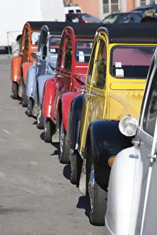 France, Midi-Pyrenees Region, Haute-Garonne Department, Toulouse, row of Citroen Deux