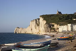 Images Dated 30th June 2011: France, Normandy, Etretat