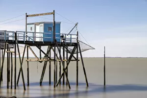 Images Dated 17th May 2022: France, Nouvelle-Aquitaine, Charente Maritime, Talmont-sur-Gironde, a stilt fishing hut (Carrelet)
