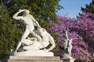 Ile De France Prints: France, Paris, Jardin des Tuileries, State in gardens