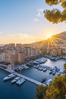 Images Dated 2nd January 2019: France, Provence-Alpes-Cote d Azur, French Riviera, Alpes-Maritimes, Principality