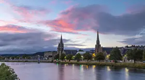 Free Church of Scotland, Old High Church and Greig Street Bridge on the river Ness