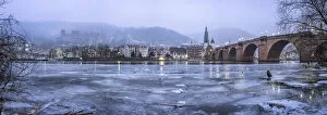 Images Dated 24th January 2017: Frozen Neckar river and old town of Heidelberg in winter, Baden-Wurttemberg, Germany