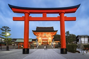 Shrine Collection: Fushimi Inari Taisha in Kyoto, Kyoto prefecture, Japan