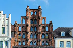 Wismar Prints: Gable of Alter Schwede restaurant at Wismar Square in Old Town