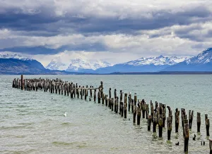 Gaffos Pier, Admiral Montt Gulf, Puerto Natales, Ultima Esperanza Province, Patagonia