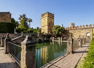 Images Dated 3rd June 2021: Gardens of Alcazar de los Reyes Cristianos, Alcazar of the Christian Monarchs, Cordoba