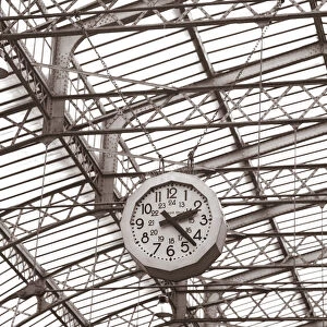 Images Dated 21st July 2010: Gare de L Est, Paris, France