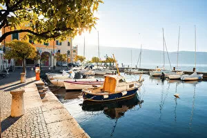 Images Dated 31st October 2022: Gargnano village, Lombardy, Garda Lake, Italy