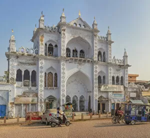 Muslim Gallery: Gate near Chota Imambara, Lucknow, Uttar Pradesh, India
