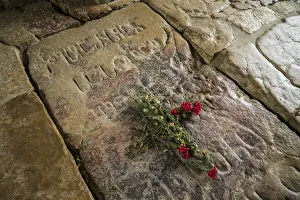Georgia, Kutaisi, Gelati Monastery, grave of King David the Builder