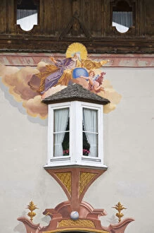 Germany, Bavaria (Bayern), Mittenwald, LAA┬╝ftlmalerei (tromp l oeil painted buildings)